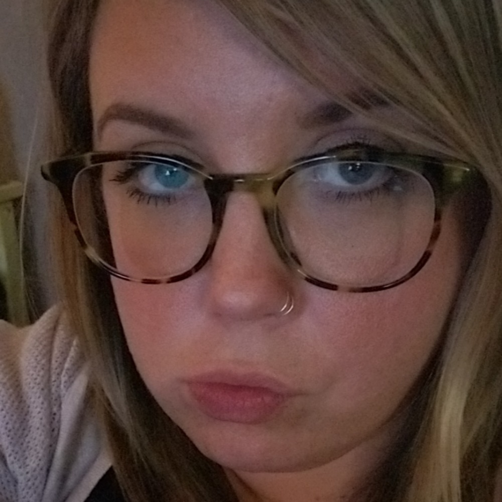 Meet your Posher, Amanda